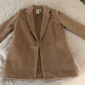Nude coat